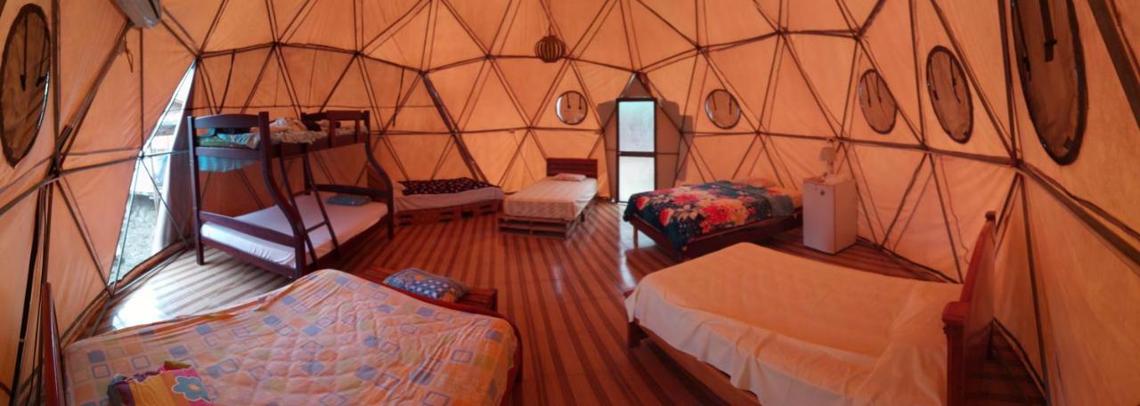 Nativa Whale Domes Campismo de Luxo *